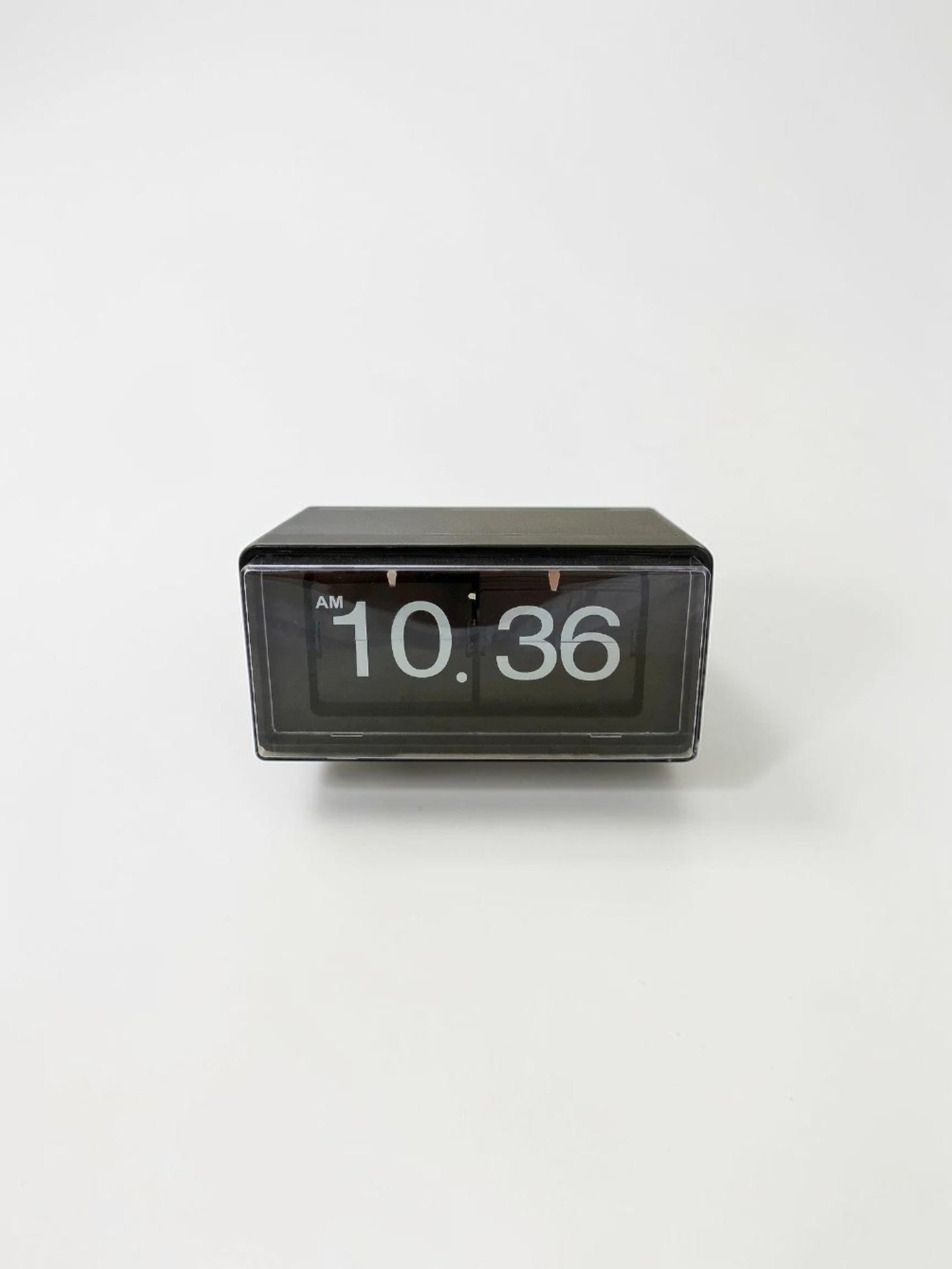 Vintage flip clock | Feybrook