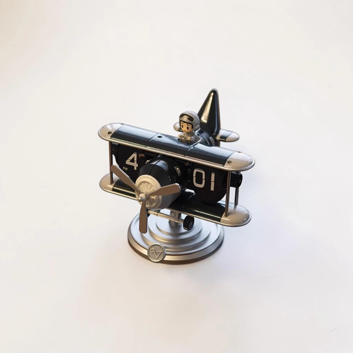 Split flap clock | Wingate